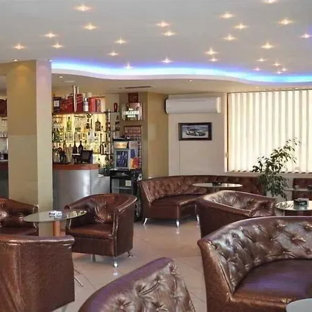 Pensiune Saint George - Old 3*