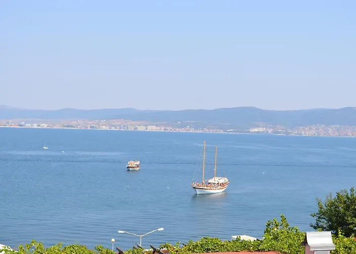 Saint George - Old ゲストハウス ネセバル