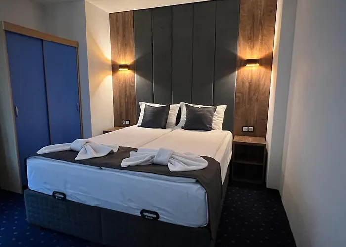 Saint George - Old ゲストハウス ネセバル