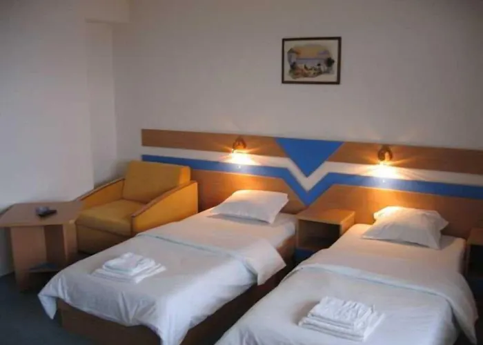 Saint George - Old 3*