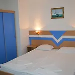 Pensjonat Saint George - Old 3*