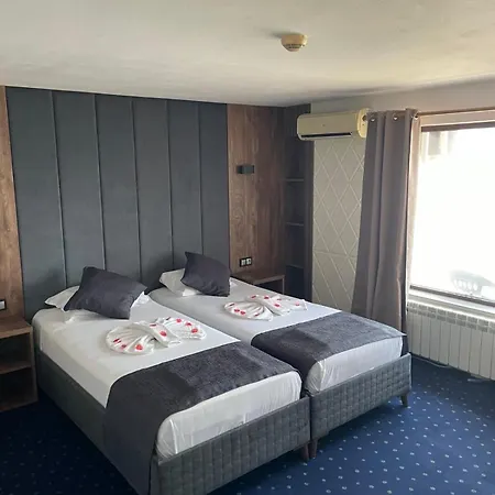 Saint George - Old 3* Misivri